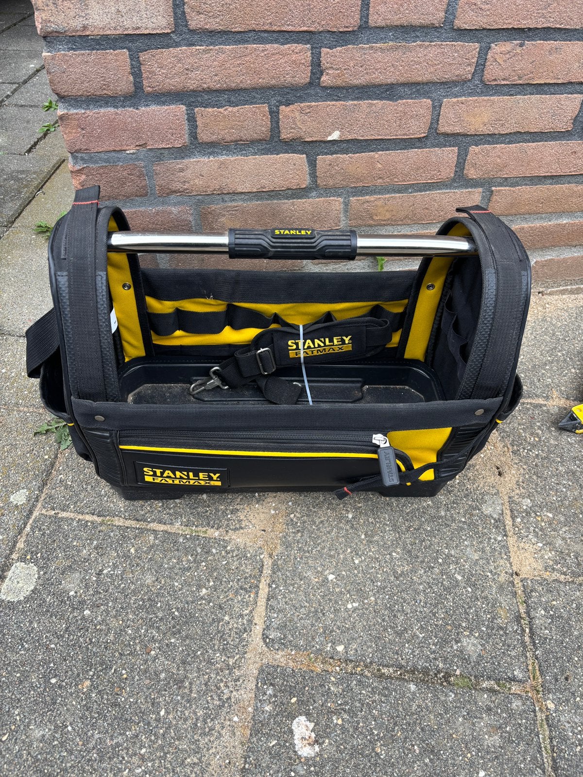 Koffer Stanley, Ophalen, Zo goed als nieuw