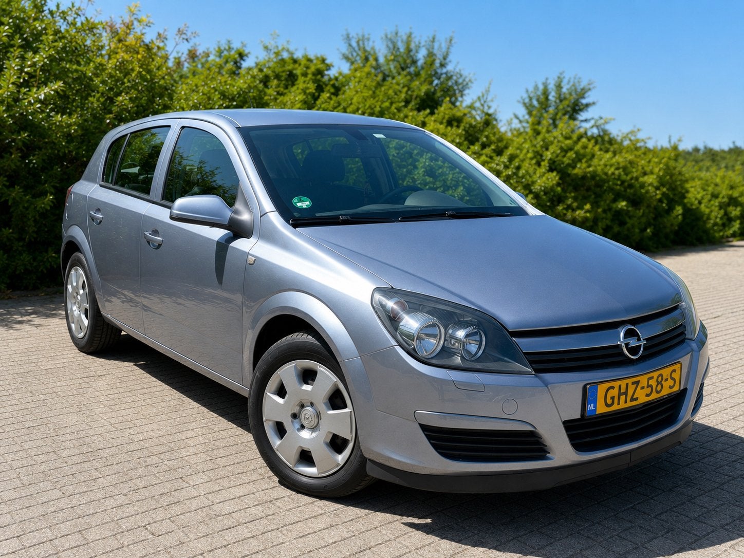 Opel Astra 1.416V 5D 2005 69768 km, Voorwielaandrijving, 4 cilinders, 615 kg, Handgeschakeld