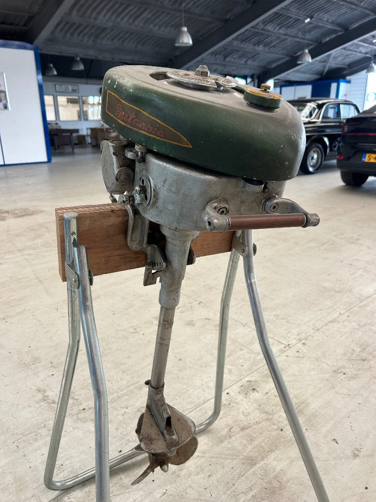 Antieke BMB buitenboordmotor (ca 1936), Ophalen, Gebruikt, Motorboot of Zeilboot, Gebruiksvoorwerp