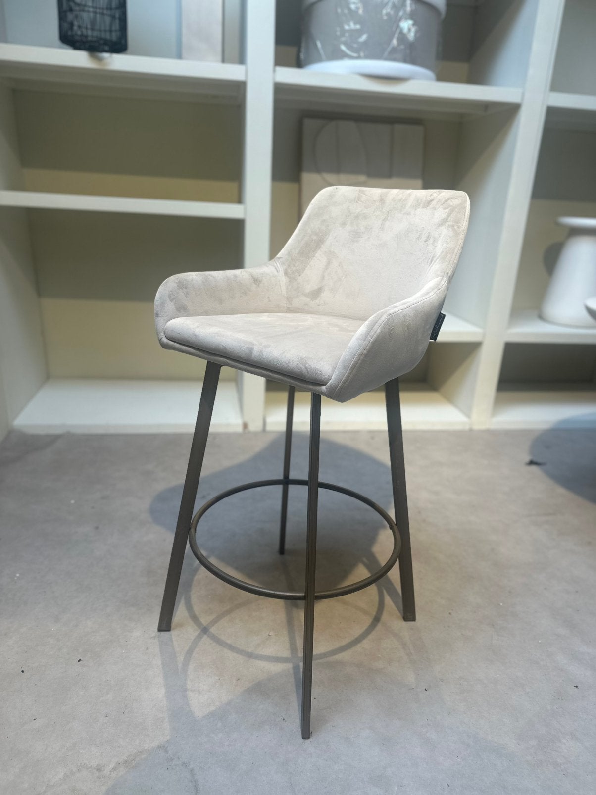 barkruk Richmond Beige, 60 tot 90 cm, Ophalen of Verzenden, Zo goed als nieuw, X