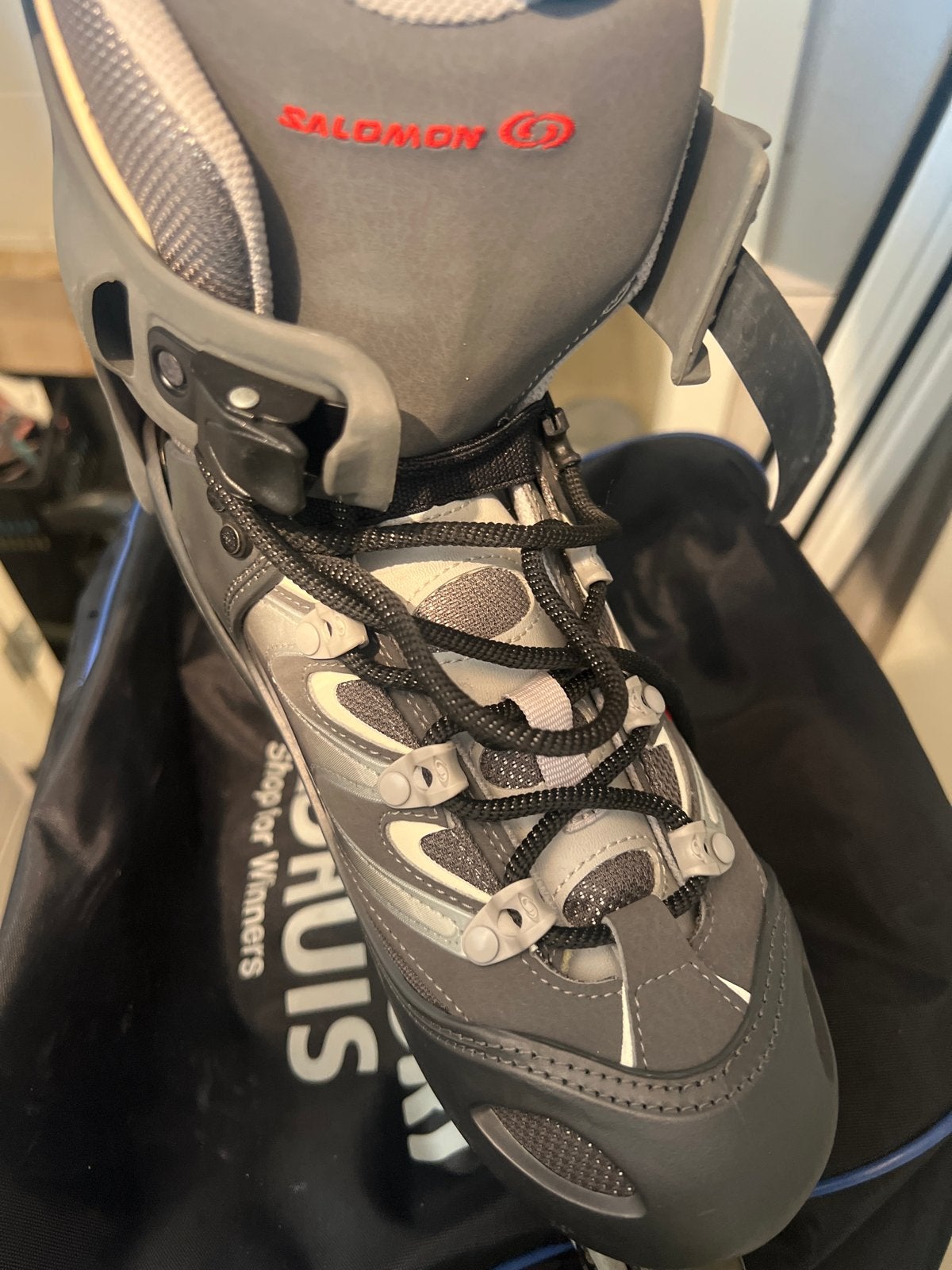 Salomon Skeelers Maat 42 2/3 met Tas, Ophalen of Verzenden, Gebruikt, Inline skates 4 wielen, Salomon