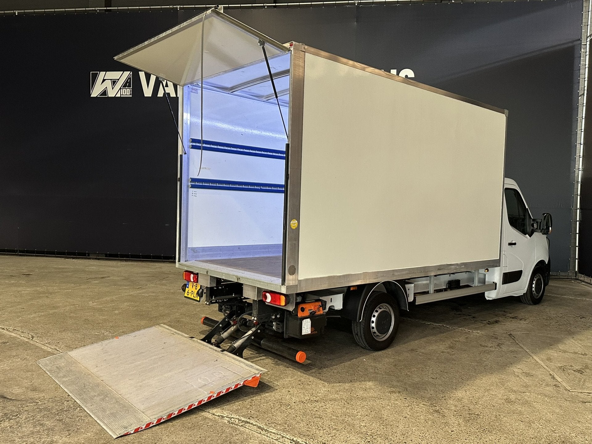 Renault Master 2.3 dCi 146pk Bakwagen 222cm Hoog Laadklep Eu, 145 pk, Euro 6, 4 cilinders, Renault