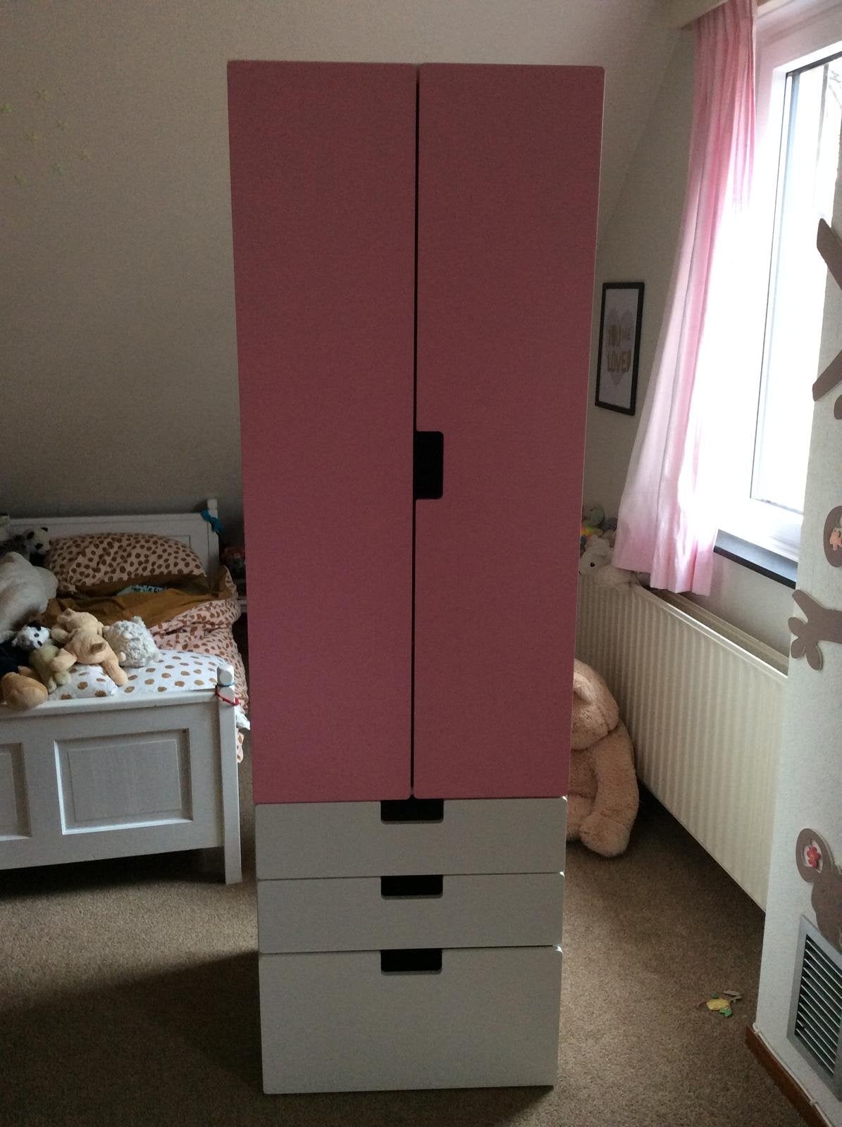 Te koop IKEA SMÅSTAD / PLATSA Kledingkast met 3 lades, Ophalen, 50 tot 100 cm, Zo goed als nieuw, Met lade(s)
