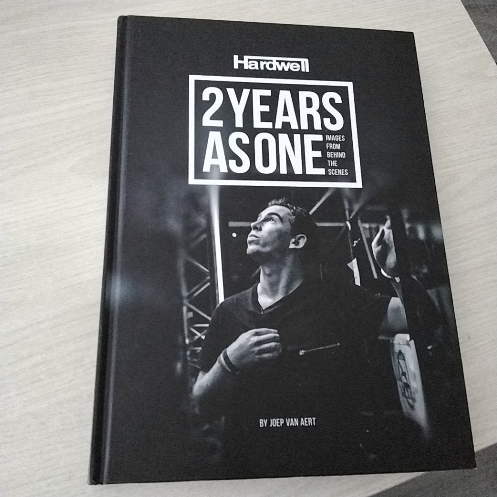 Hardwell, Ophalen of Verzenden, Zo goed als nieuw, Fotografie algemeen, Joep van Aert