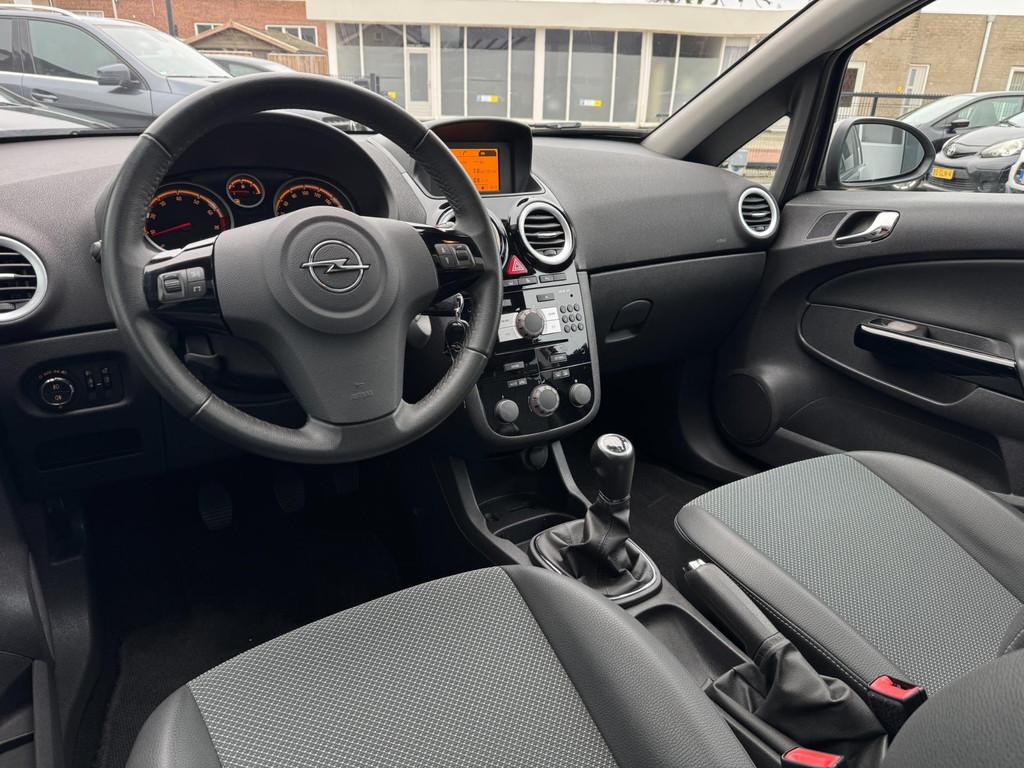 Opel Corsa 1.4-16V Cosmo Panoramadak Parkeersensor, Auto's, Opel, Voorwielaandrijving, Euro 5, Gebruikt, 4 cilinders