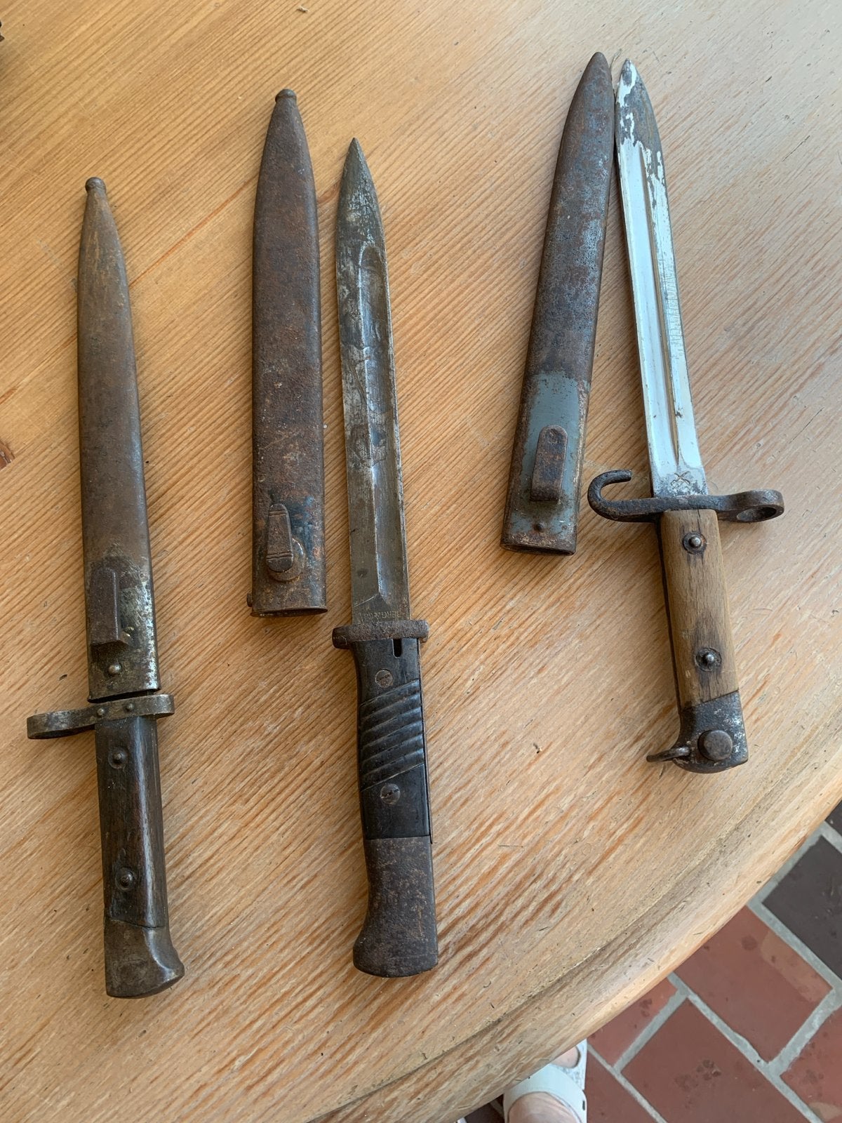 Drie antieke bajonetten met schede - Militaria, Ophalen of Verzenden, Overige soorten, Duitsland, Mes of Dolk