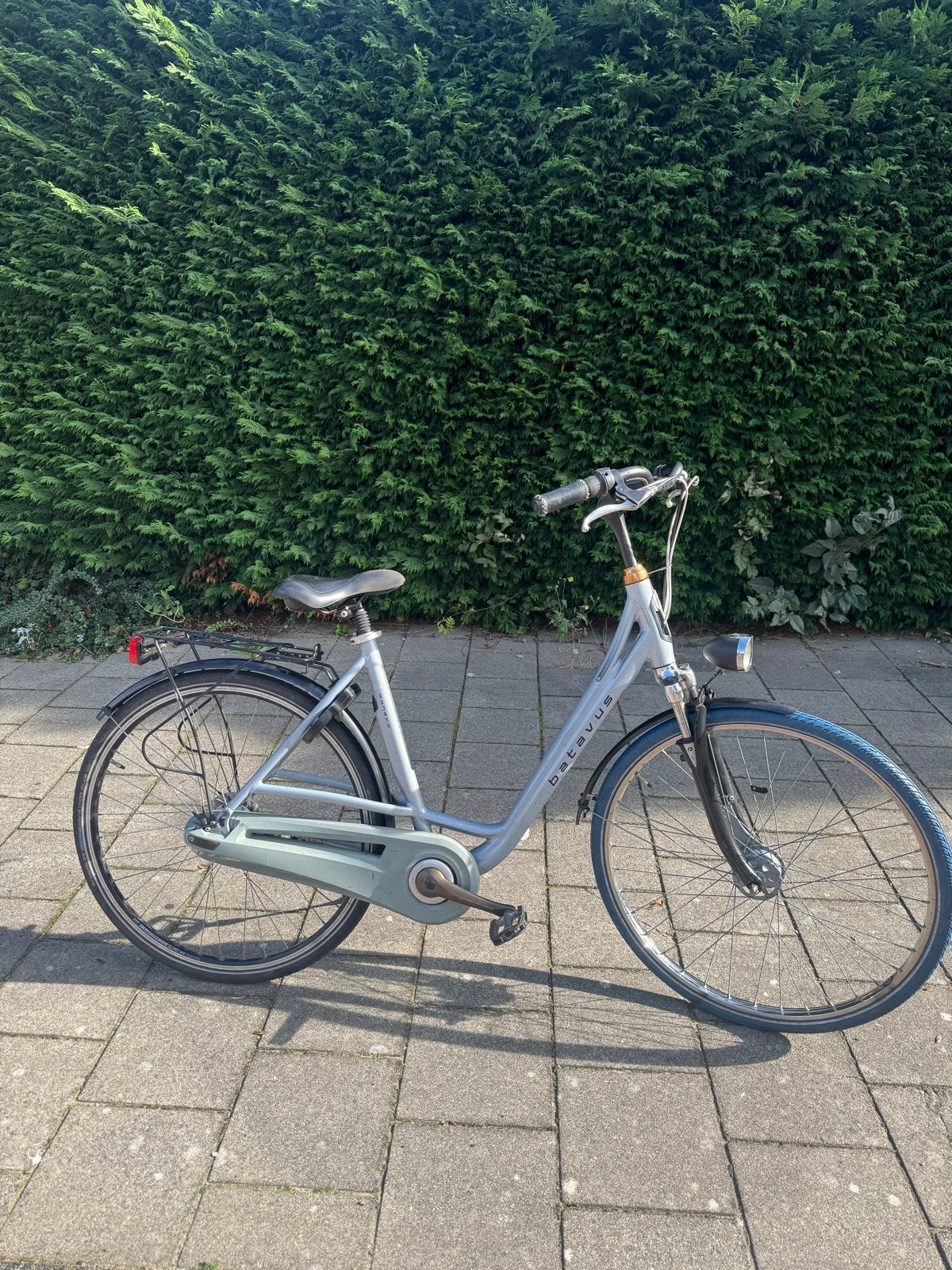 Batavus damesfiets met versnellingen en handremmen, Fietsen en Brommers, Gebruikt, Velgrem, Versnellingen, Batavus