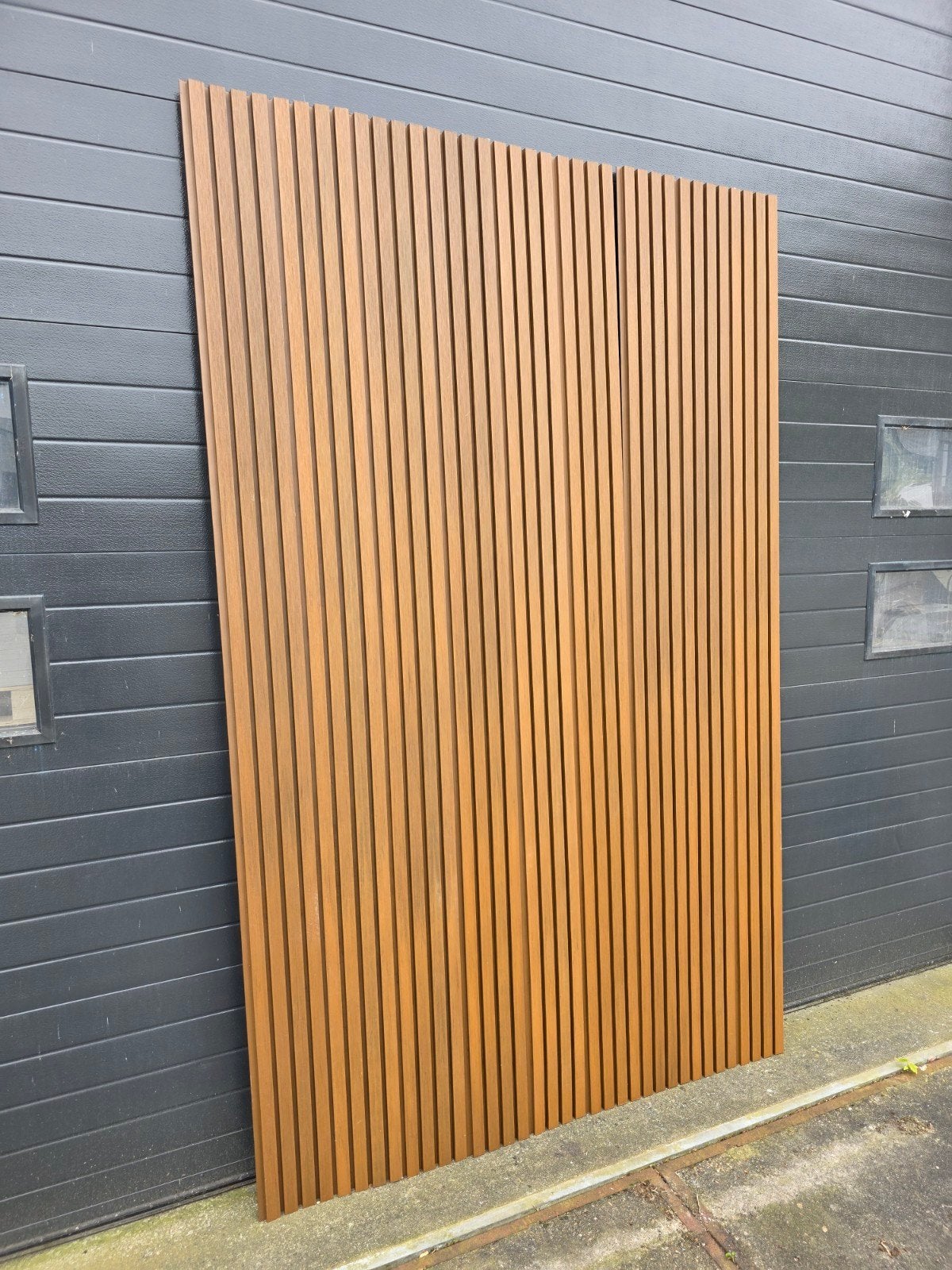 Composiet gevelbekleding Teak Flower 290x21.9cm, Doe-het-zelf en Verbouw, Hout en Planken, 25 tot 50 mm, Overige typen, Nieuw