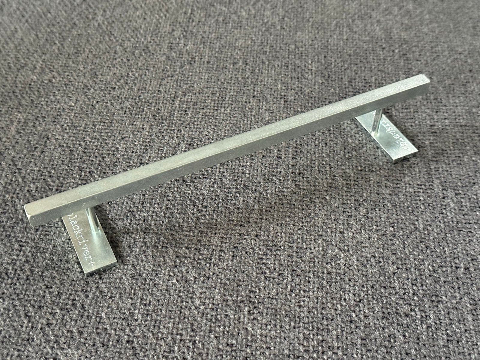 Blackriver Fingerboard Rail - Ironrail Square Low, Ophalen of Verzenden, Zo goed als nieuw