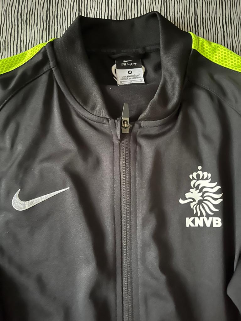 KNVB scheidsrechter trainingsjack maat M, Maat 48/50 (M), Zwart, Ophalen of Verzenden, Voetbal