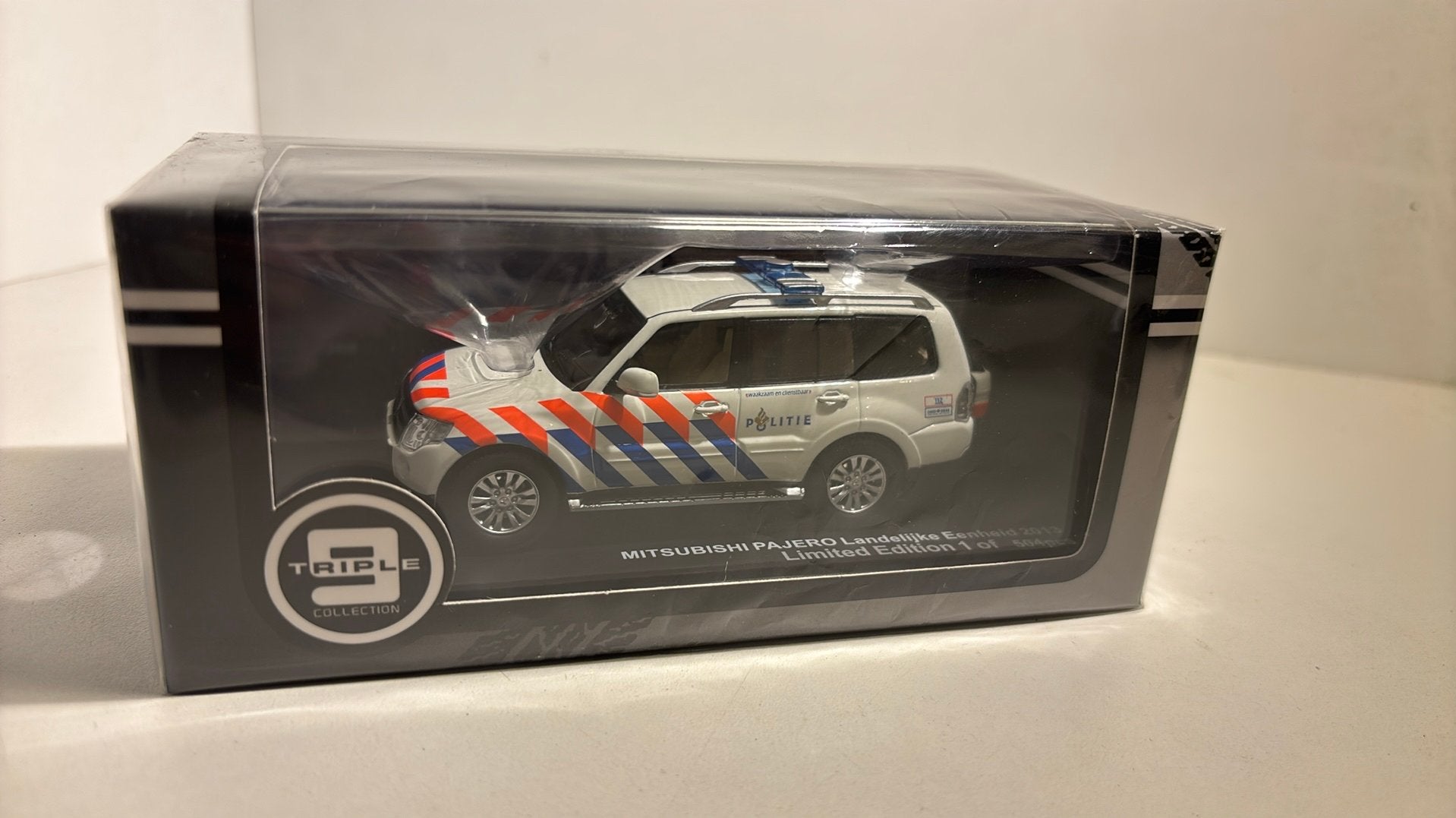 Mitsubishi pajero landelijke eenheid triple9 1.43, Hobby en Vrije tijd, Overige merken, Auto, Ophalen of Verzenden, A