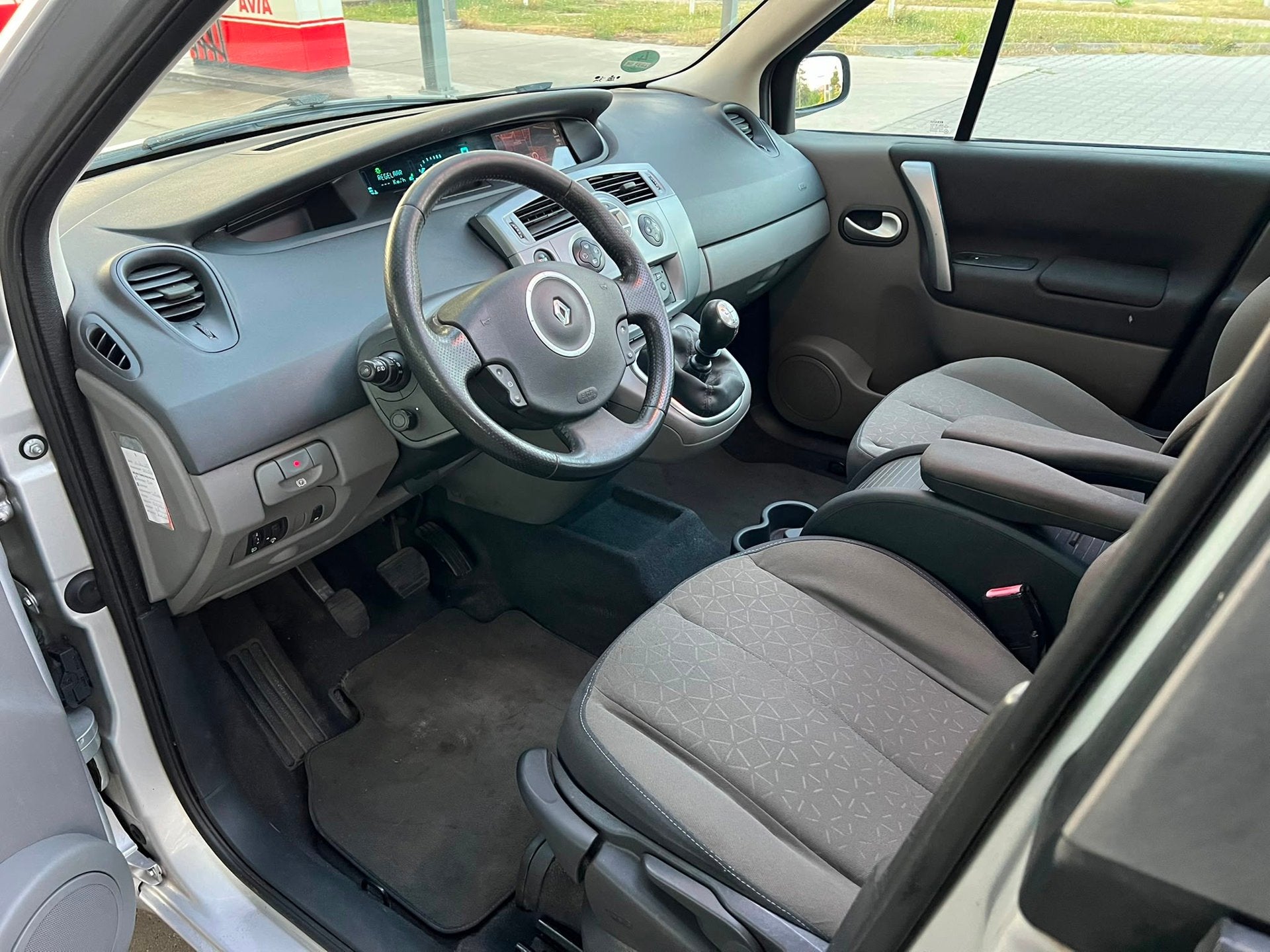 Renault Scénic 1.6-16V Business Line|Pano, Auto's, Renault, Gebruikt, 1295 kg, 4 cilinders, Origineel Nederlands