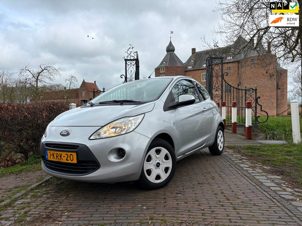 Ford Ka 1.2 Champions Edition start/stop DISRIEM VV/AIRC/NAP, Auto's, Ford, Voorwielaandrijving, Euro 5, Stof, Gebruikt