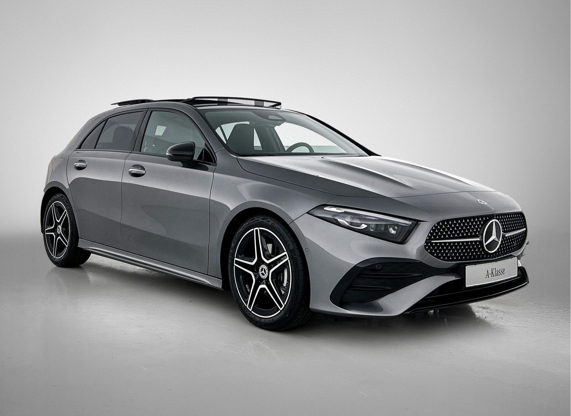 Mercedes-Benz A-Klasse 180 Business Solution AMG | Nightpakk, Auto's, Mercedes-Benz, 136 pk, 4 cilinders, Automatische klimaatregeling