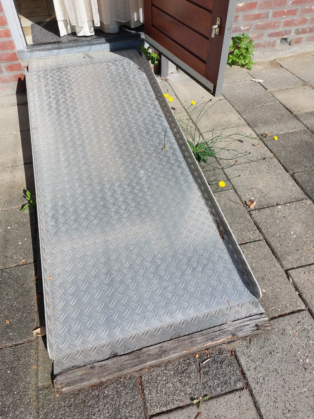 Oprijplaat aluminium, Ophalen, Aluminium