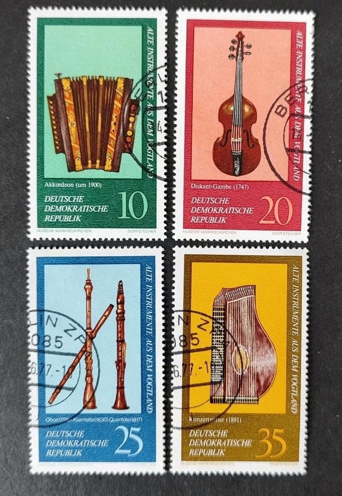 DDR 2703008 muziekinstrumenten, Verzenden, DDR, Gestempeld