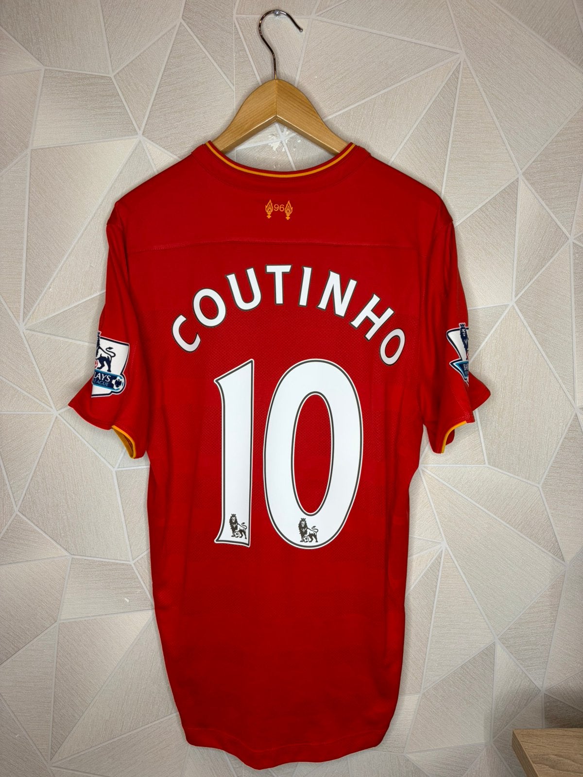 Liverpool Thuis 2016/2017 Coutinho, Sport en Fitness, Voetbal, Zo goed als nieuw, Shirt, Maat L, Ophalen of Verzenden