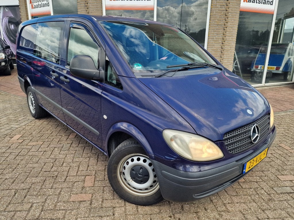 Mercedes-Benz Vito 115 CDI 320 Lang - Airco - Dubbele Cabine, Auto's, Gebruikt, Zwart, 4 cilinders, Blauw