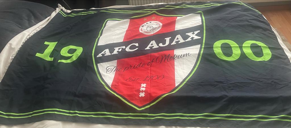 Vlag AFC AJAX  1.30 x 0.90 cm, Verzamelen, Sportartikelen en Voetbal, Ophalen of Verzenden, Gebruikt, Ajax, Overige typen