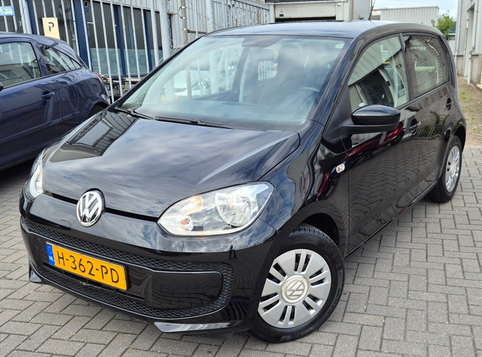 Volkswagen up! 1.0 55KW/75PK 5-DRS 2012 Zwart*NIEUWE APK*, Auto's, 74 pk, Up!, 4 stoelen, Zwart