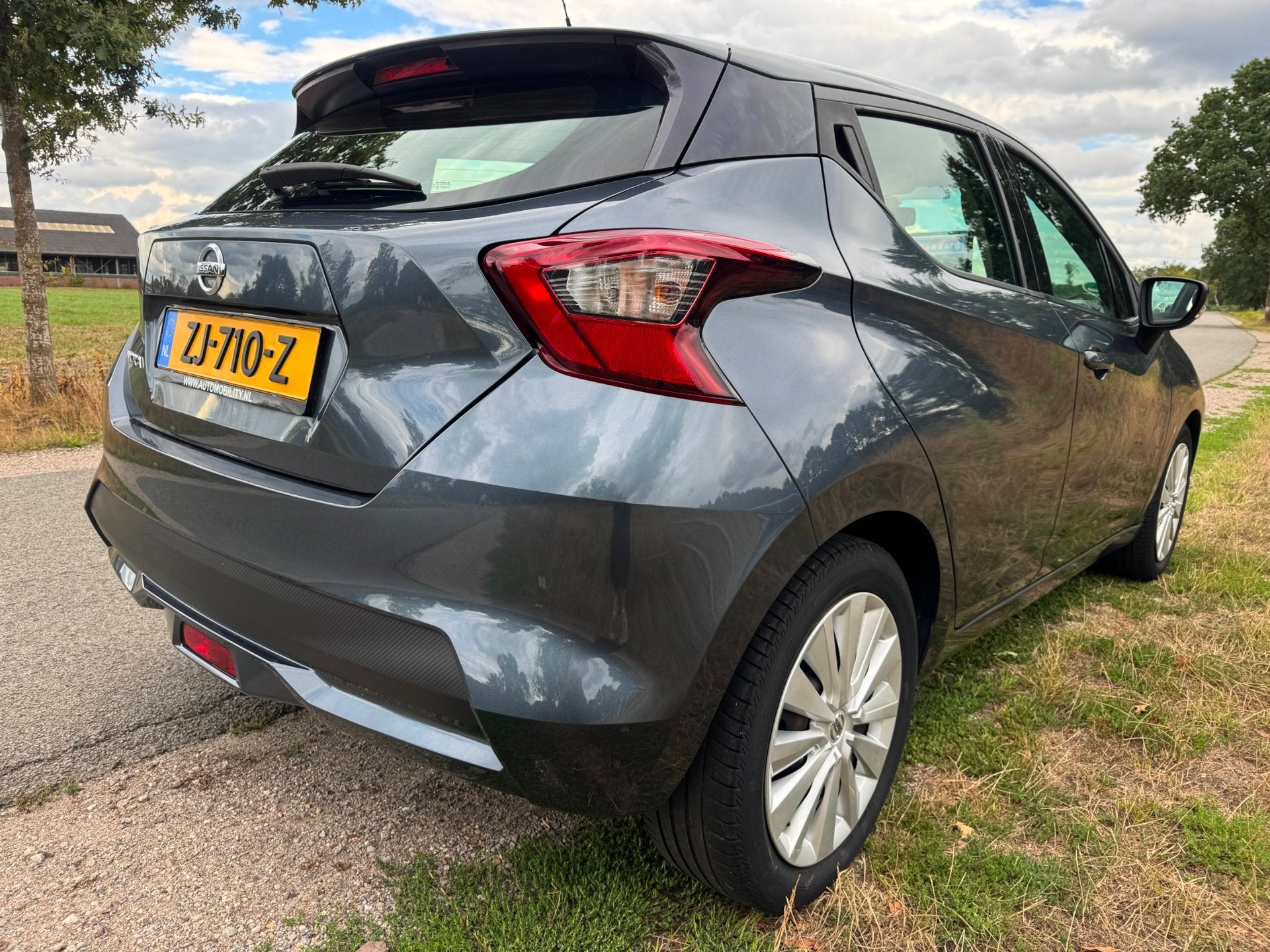 Nissan Micra 1.0 IG-T Acenta dealer onderhouden|Apple CarPla, Dealer onderhouden, Euro 6, Origineel Nederlands, Grijs