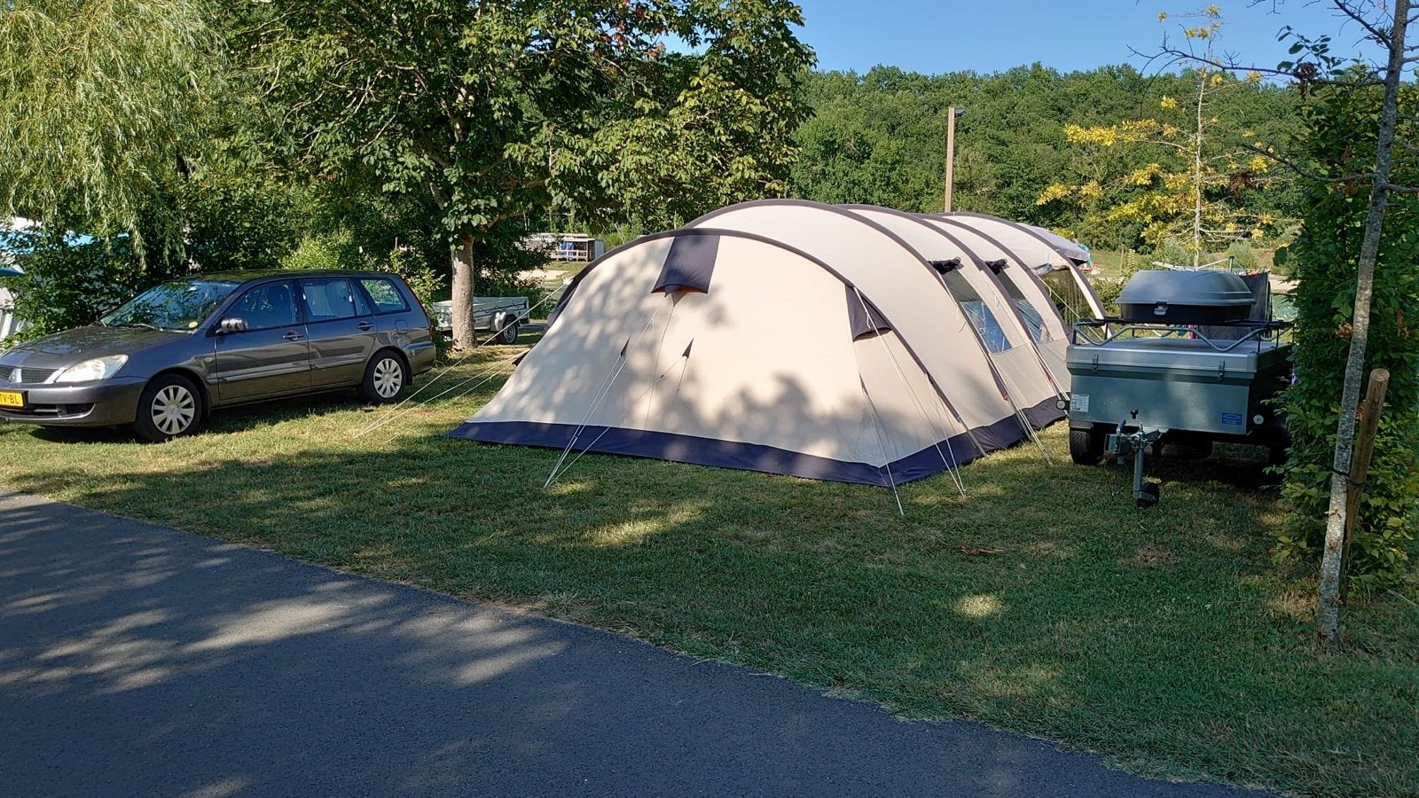 Obelink Familia 6 persoons tent met aanritsbare hor, Ophalen, Gebruikt, Tot en met 6