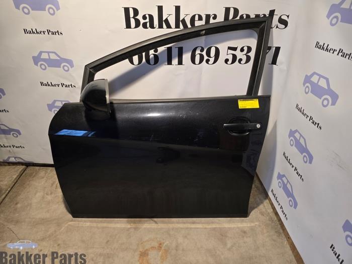 Portier 4Deurs links-voor van een Seat Leon (LC9X), Gebruikt, -, Deur, -