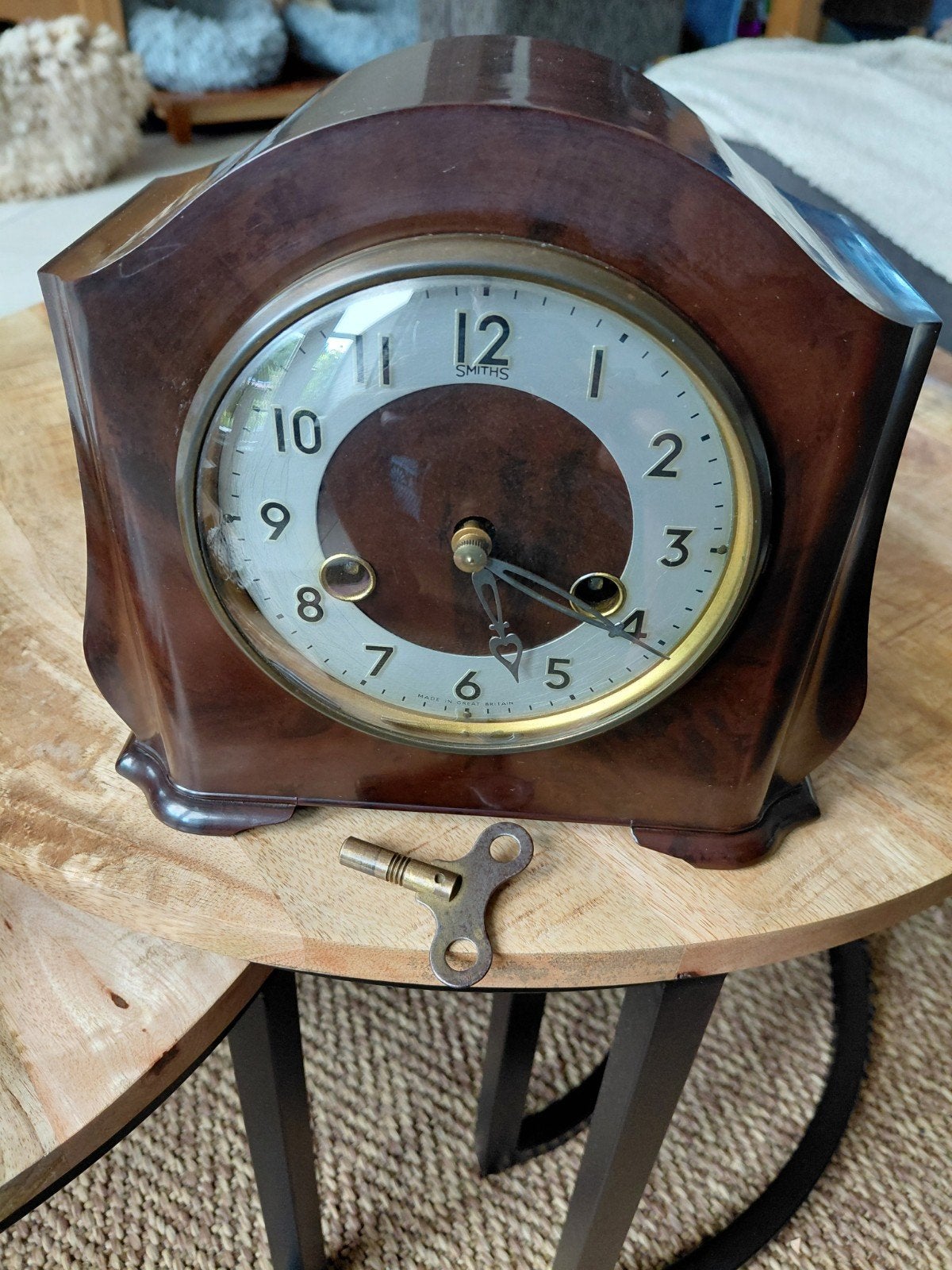 Smiths mantelklok 1950's bakeliet schouwklok opwinder, Ophalen of Verzenden