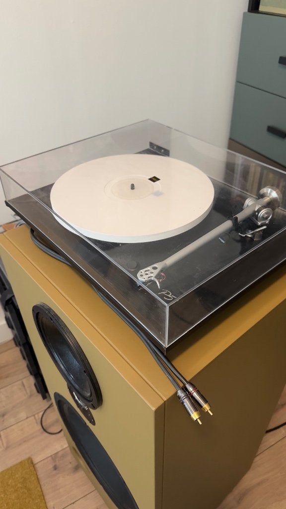Rega P5 met accesoires, Ophalen, Zo goed als nieuw, Platenspeler, Overige merken