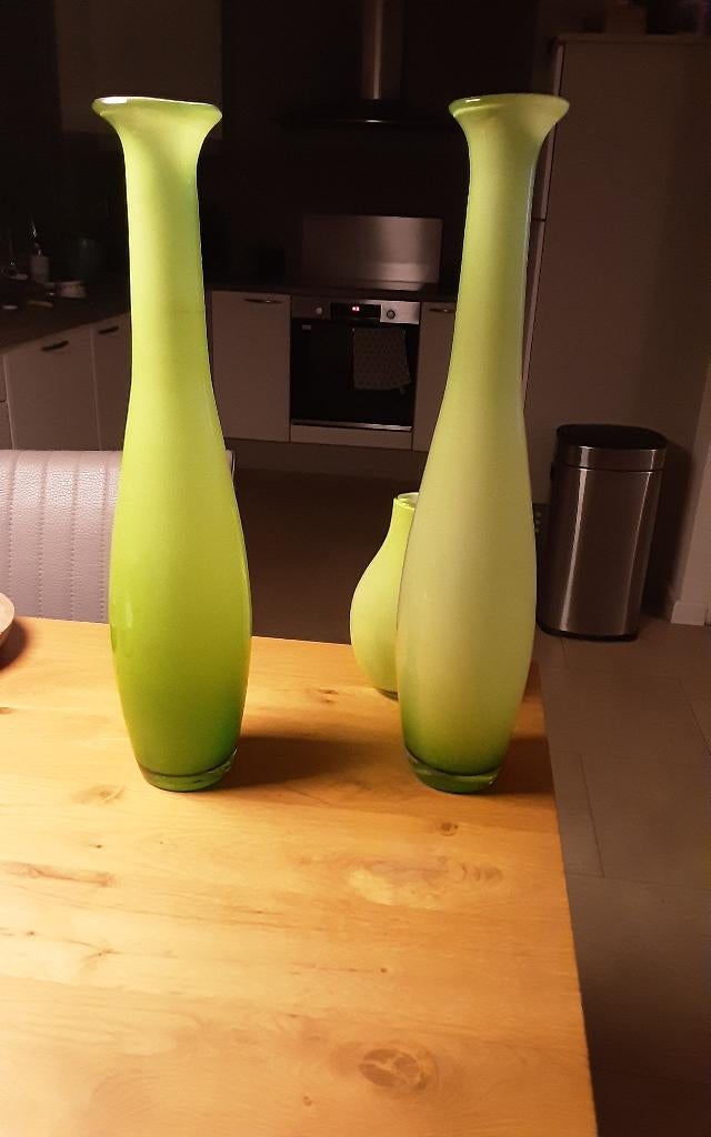 Set van 3 groene glazen vazen, Huis en Inrichting, Woonaccessoires | Vazen, Ophalen, Minder dan 50 cm, Groen, Glas