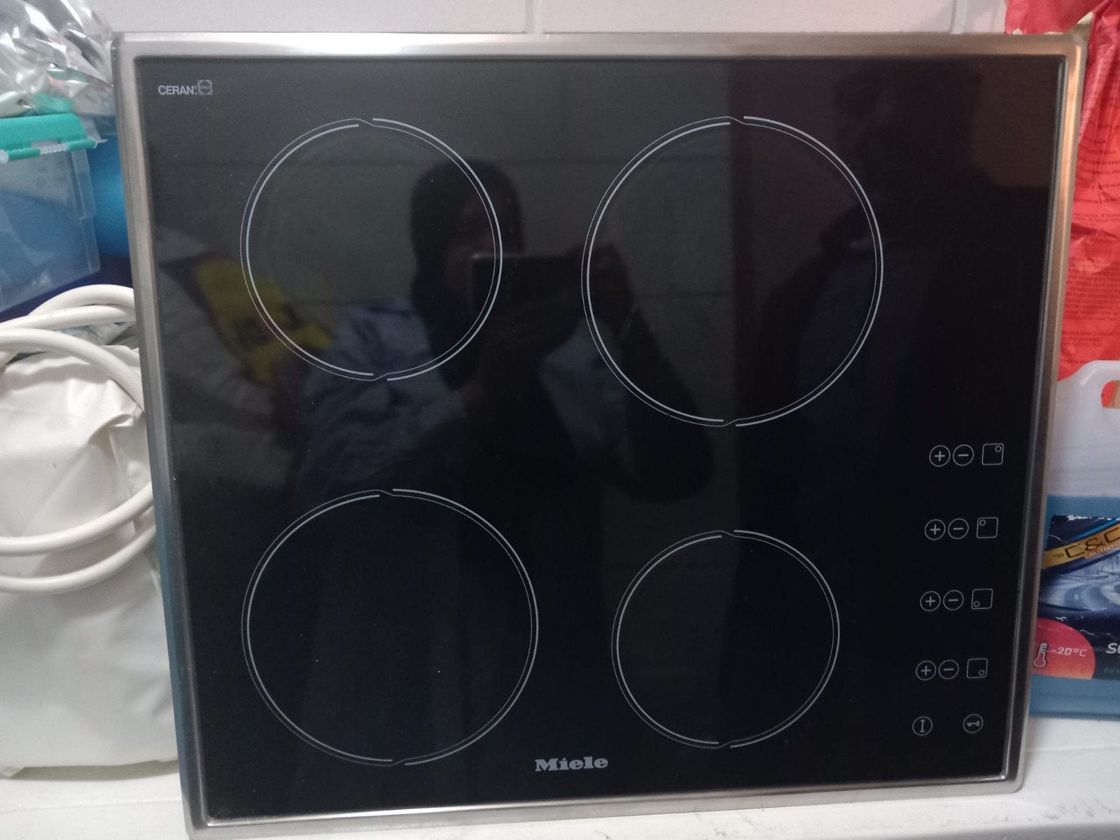 Miele Keramische Kookplaat - Zo goed als nieuw, Keramisch, Zo goed als nieuw, Inbouw, 4 kookzones