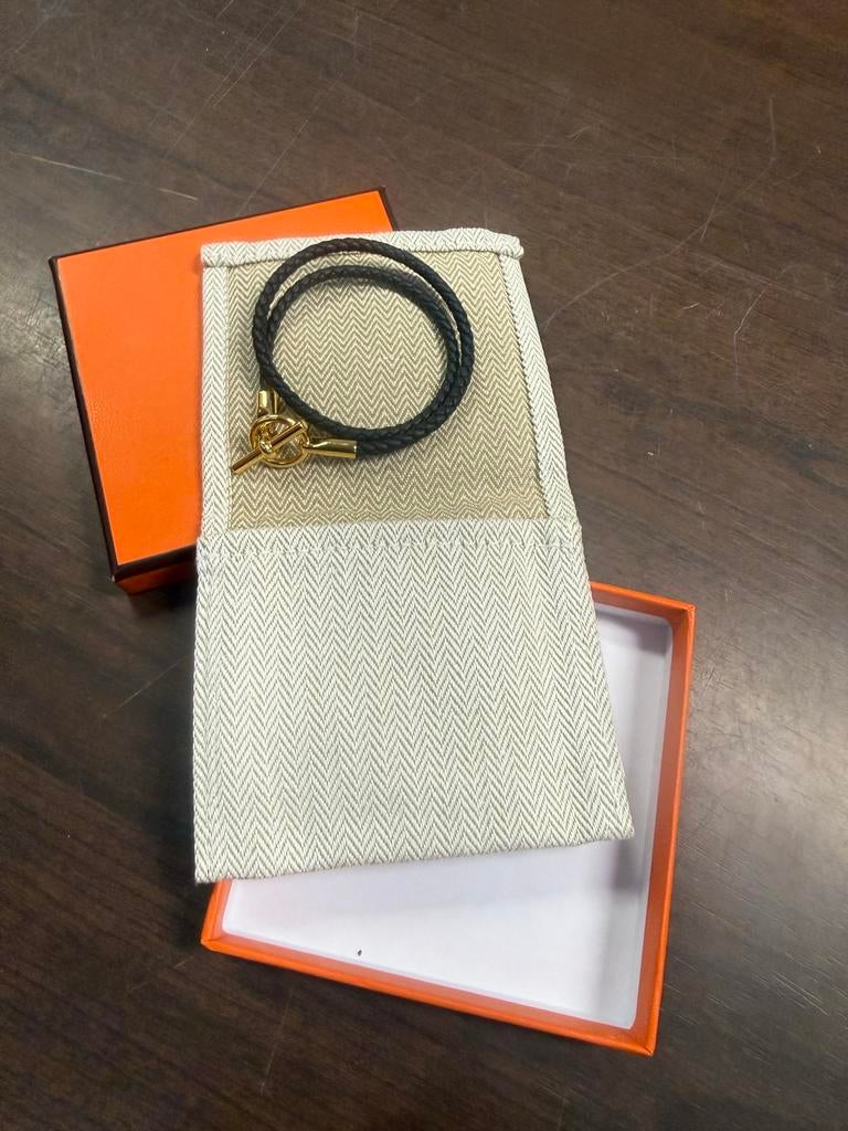 Hermes Glenan Double Tour Armband Zwart Leer Goudkleurig, Sieraden, Tassen en Uiterlijk, Armbanden, Ophalen of Verzenden, Zo goed als nieuw