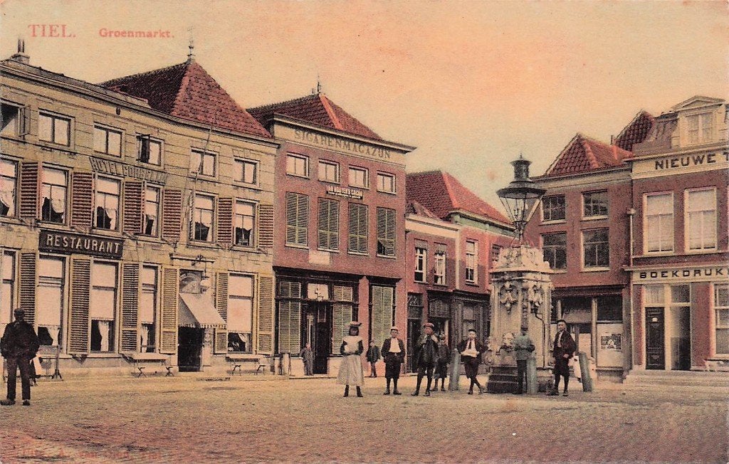 Tiel TULPKAART - Mensen op de Groenmarkt (1908), Ophalen of Verzenden, Voor 1920, Gelopen, Gelderland