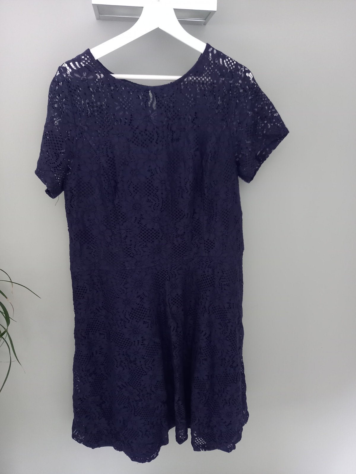 Dorothy Perkins kanten jurk maat L donkerblauw, Blauw, Maat 42/44 (L), Ophalen of Verzenden, Zo goed als nieuw