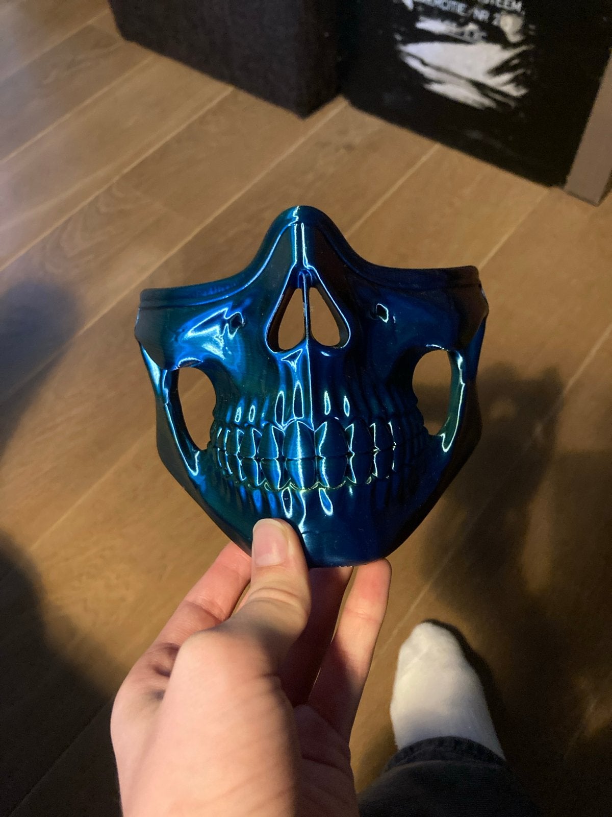 Uniek 3D-geprint schedelmasker - Blauw/Groen iriserend, Fantasie, Meerkleurig, Ophalen of Verzenden, Zo goed als nieuw