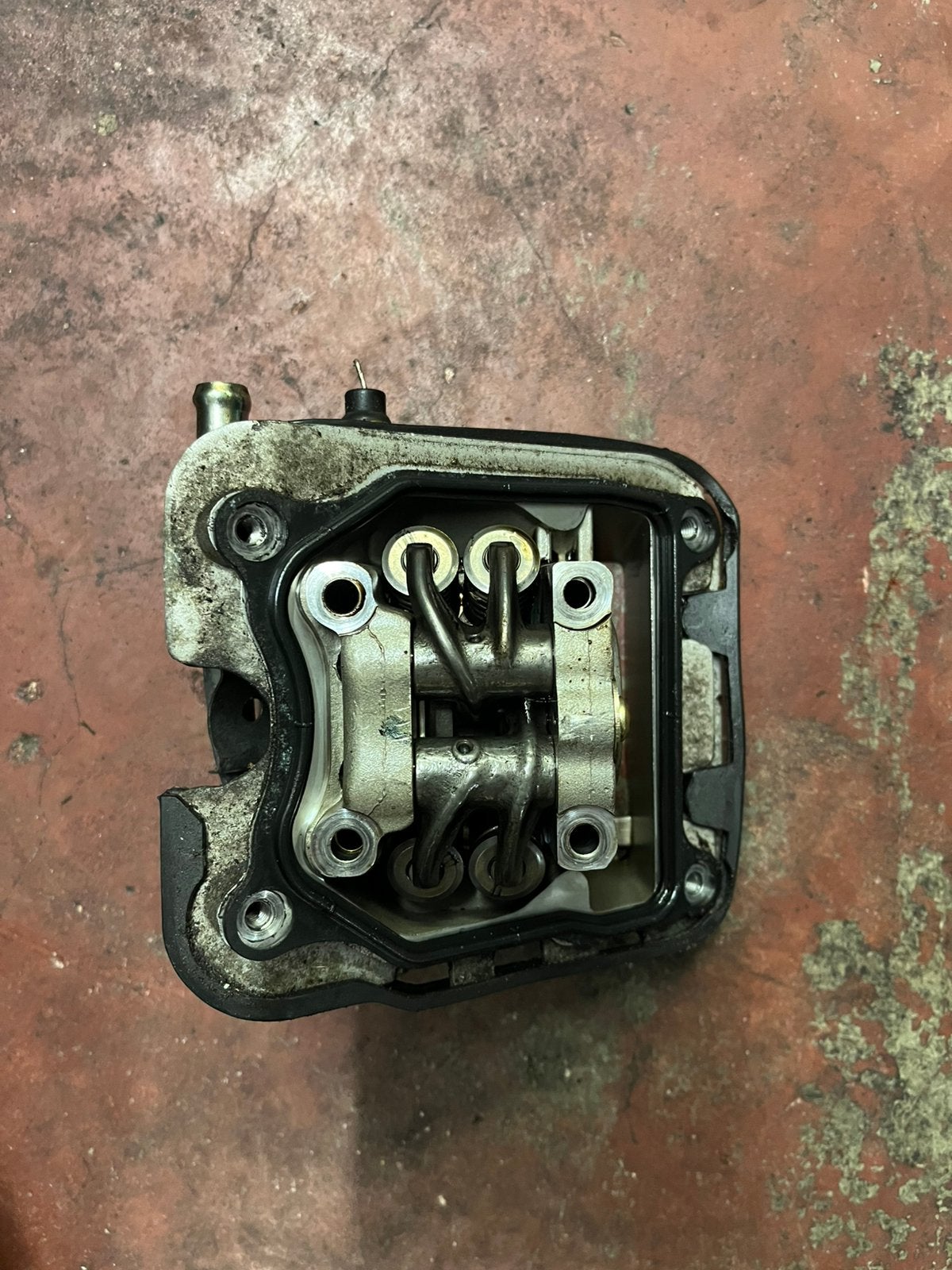 Tekoop cilinder kop 4v 4t vespa sprint, Ophalen of Verzenden, Zo goed als nieuw, Overige typen, Vespa