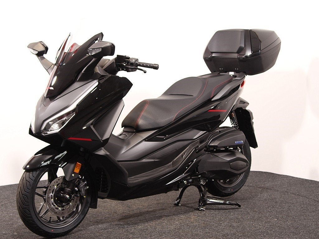 Honda Forza 350, Motoren, Motoren | Honda, Bedrijf, Scooter