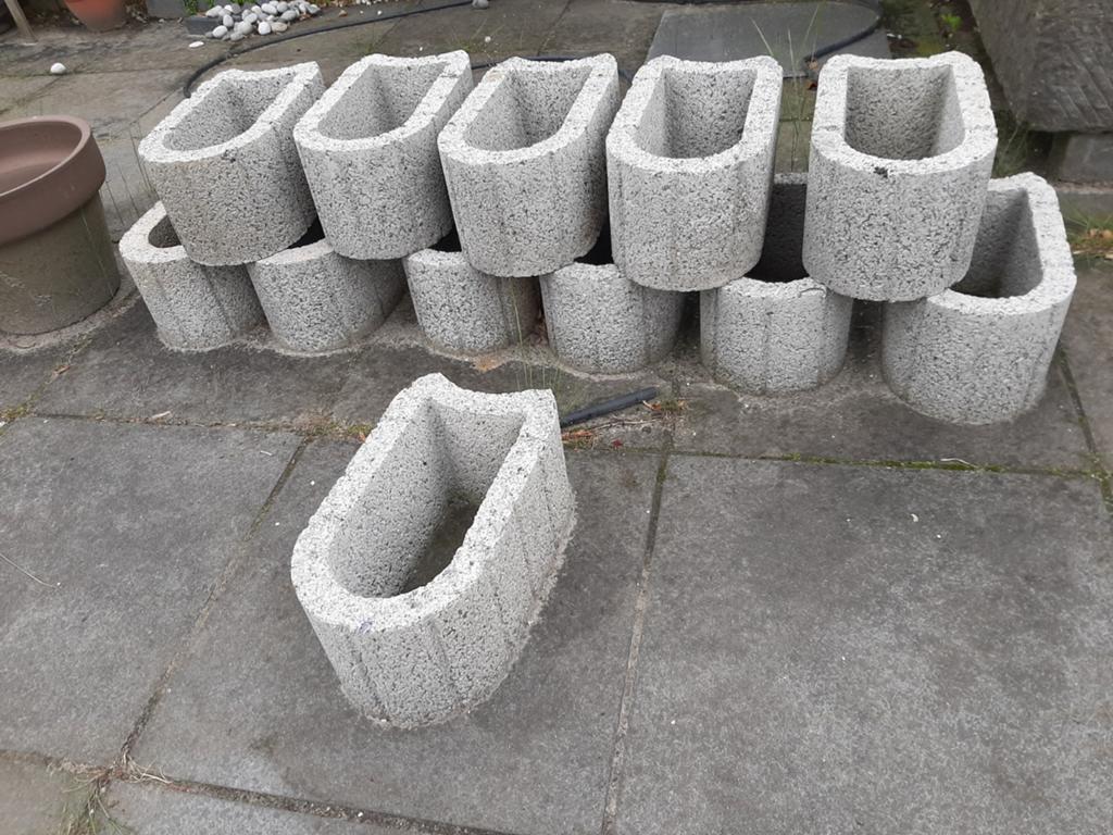 Diversen bloembakken, Kunststof, Minder dan 30 cm, Rond, Ophalen of Verzenden