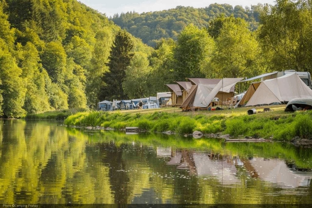 Ardennen (Camping Le Prahay) 5p 15-20 aug (verzetbaar), Vakantie, Huisdier toegestaan, Aan meer of rivier, Landelijk