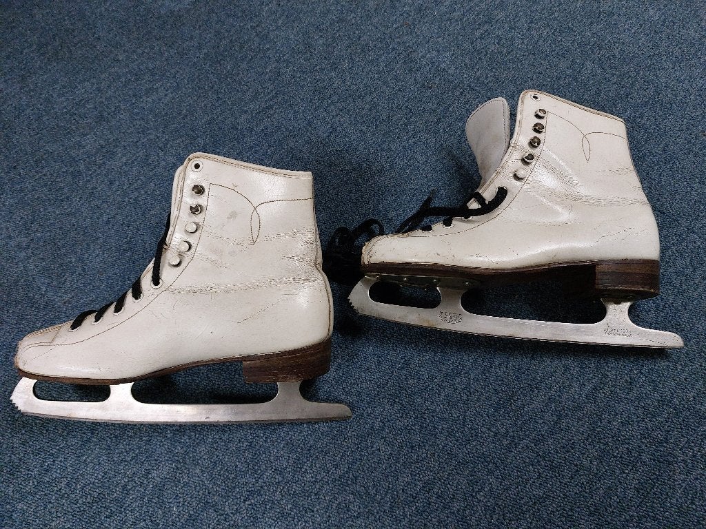 Retro kunstschaatsen Flora SSS - maat 41, Sport en Fitness, Schaatsen, Gebruikt, Kunstschaatsen, Ophalen, Overige merken