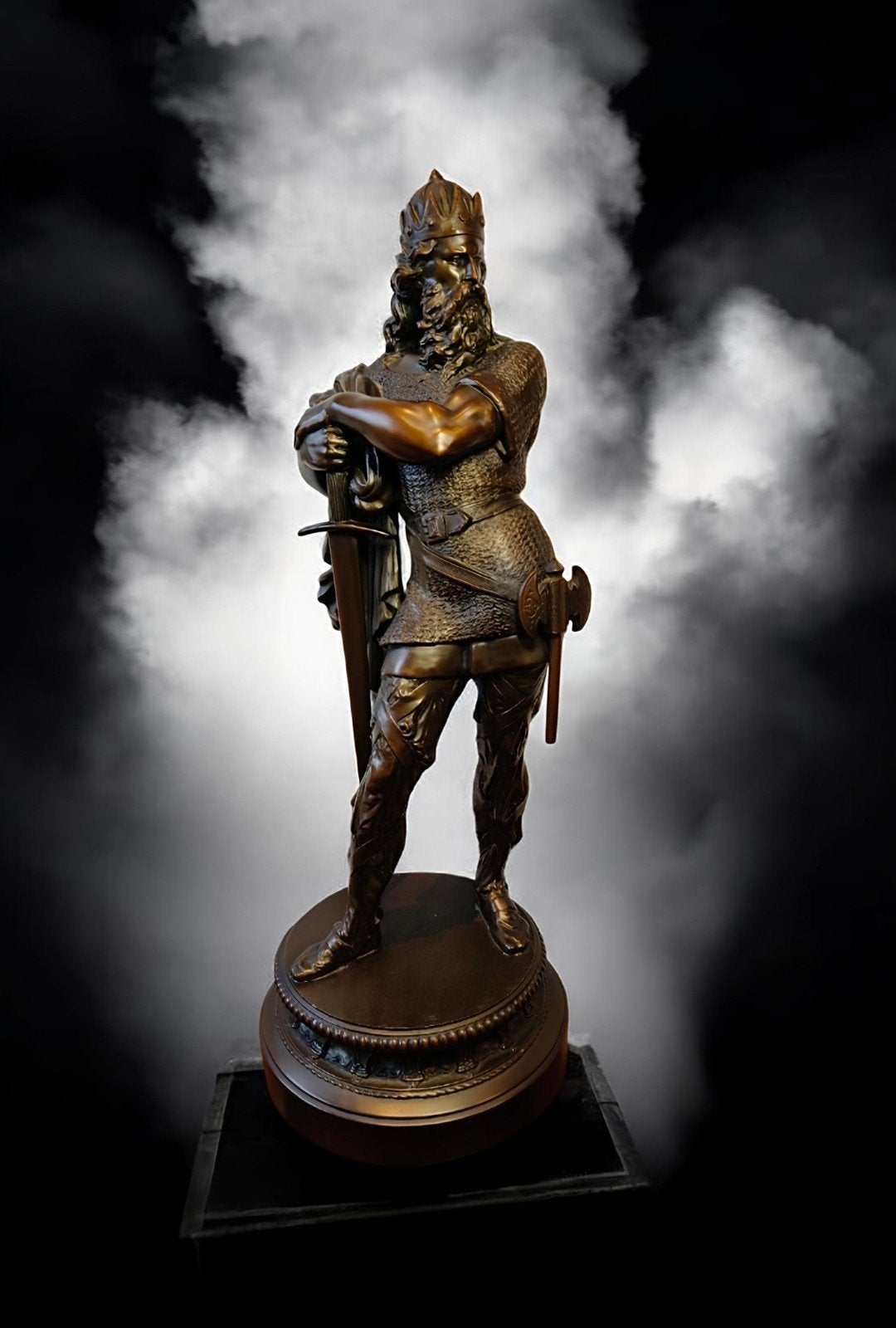 Groot bronzen antiek vikingbeeld, Ophalen