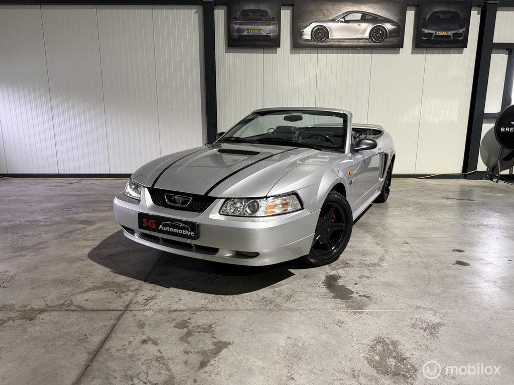 Ford Mustang 4.6 V8 Cabrio Handgeschakeld, Auto's, Gebruikt, 8 cilinders, Overige carrosserieën, 1290 kg