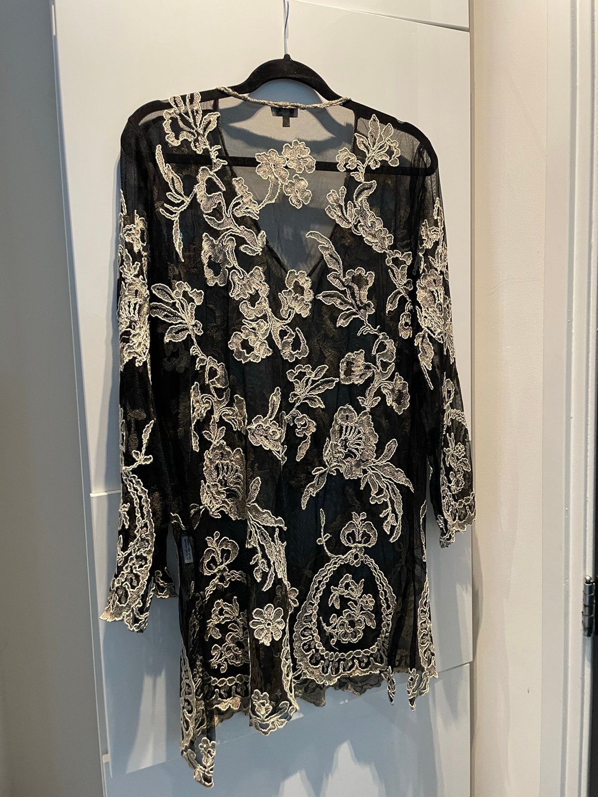 Hunza Kanten Tuniek XXL - Zwart met Beige Borduurwerk, Ophalen of Verzenden, Zo goed als nieuw, Maat 46/48 (XL) of groter, Zwart