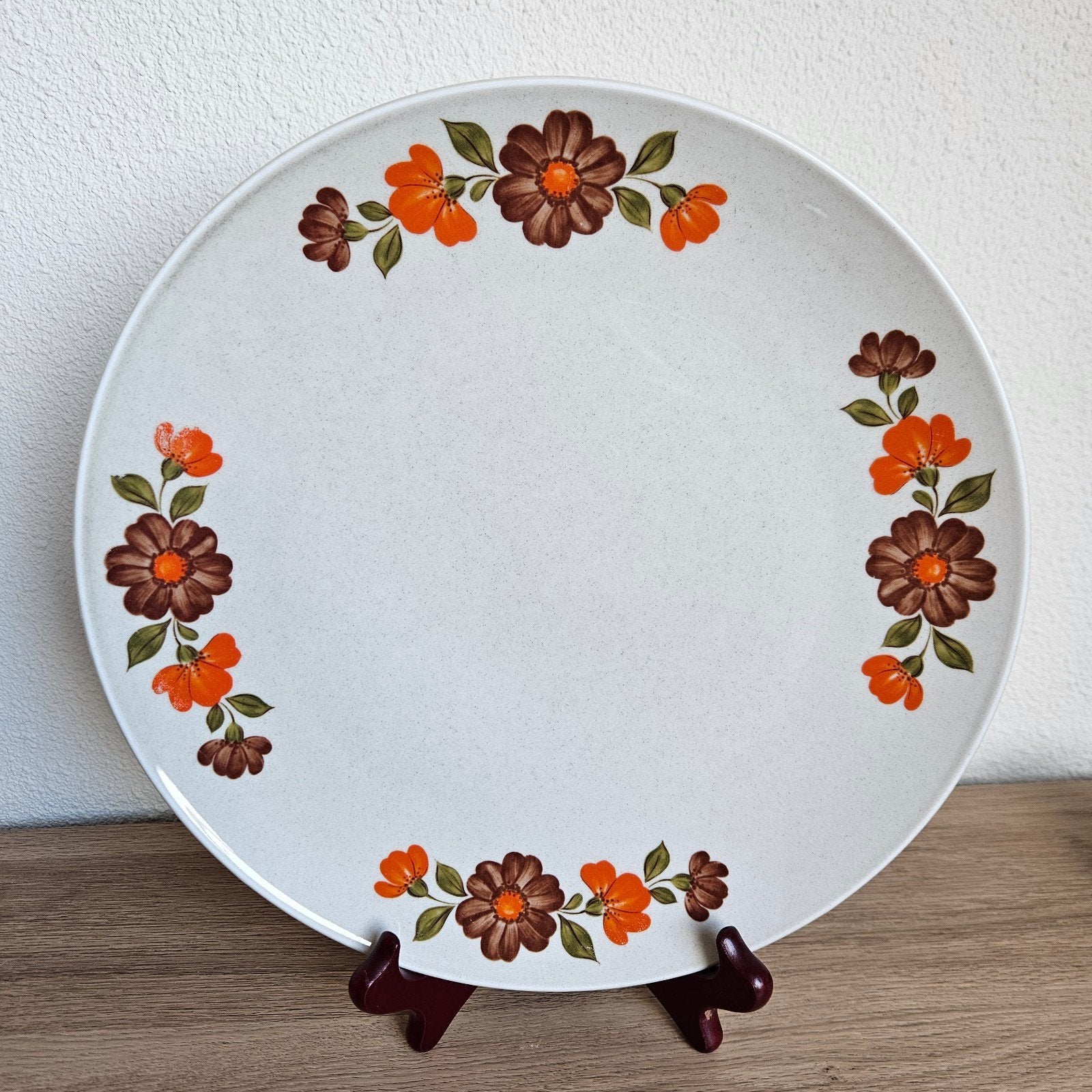 Winterling ronde schaal met bloemmotief, Antiek en Kunst, Antiek | Schalen, Ophalen of Verzenden