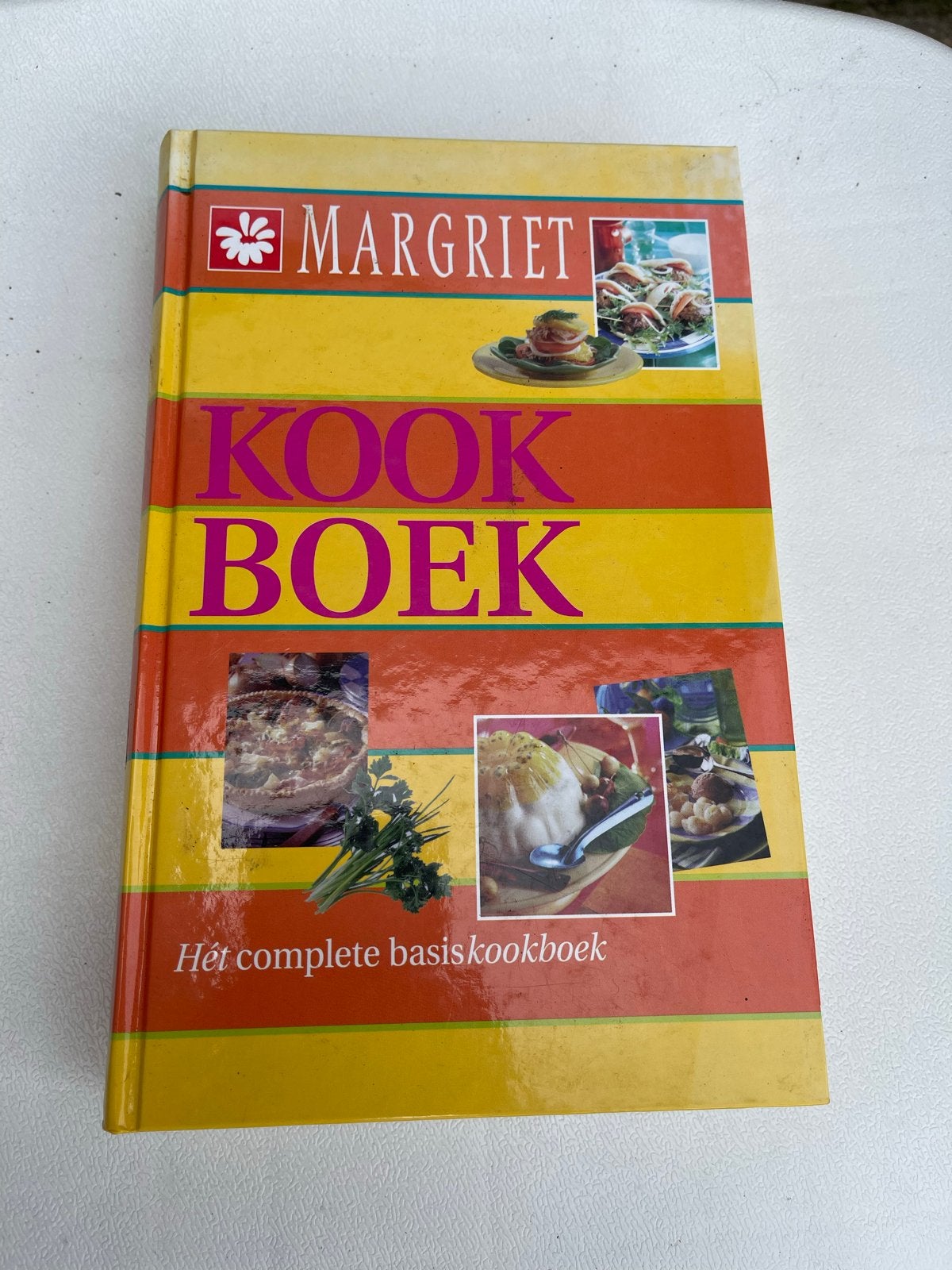 Margriet Kookboek: Het complete basiskookboek, Ophalen of Verzenden, Gelezen, Overige gebieden, Voorgerechten en Soepen