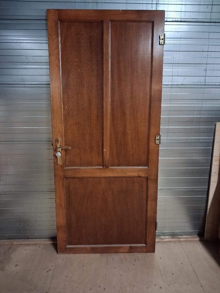 Te koop: 7 massief houten deuren met deurbeslag en kozijn, Doe-het-zelf en Verbouw, Ophalen, Gebruikt, 80 tot 100 cm, Binnendeur