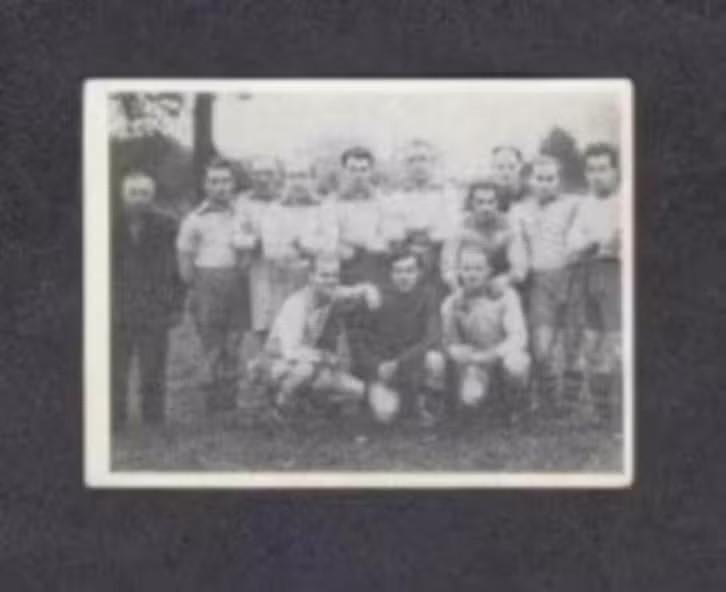 Voetbalplaatje Desk Kaatsheuvel 2e Klasser 1951-1952., Ophalen of Verzenden, Zo goed als nieuw