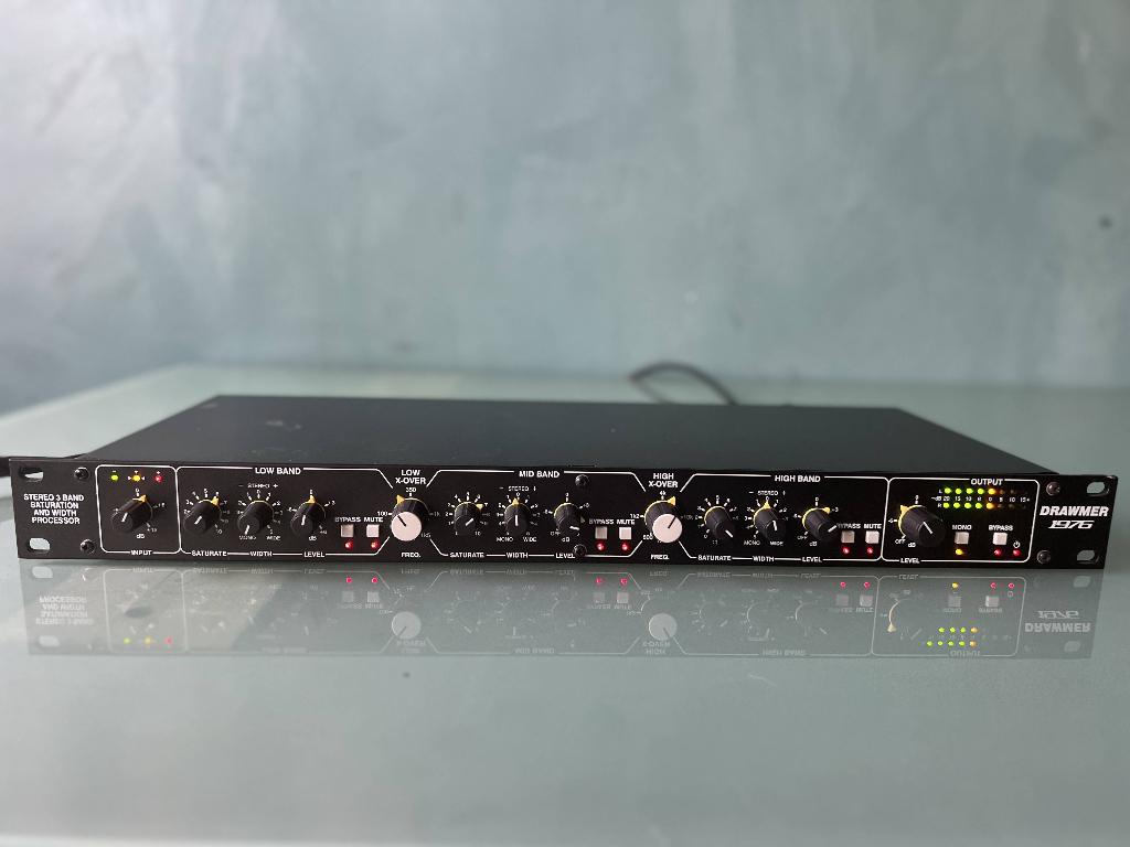 DRAWMER - 1976, Stereo 3 band saturator and width processor, Muziek en Instrumenten, Effecten, Ophalen of Verzenden, Zo goed als nieuw