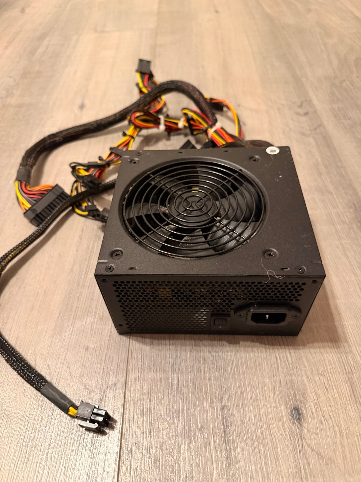 Cooler Master 500 Watt PSU - PC Voeding, Computers en Software, Interne voedingen, Ophalen of Verzenden, Gebruikt