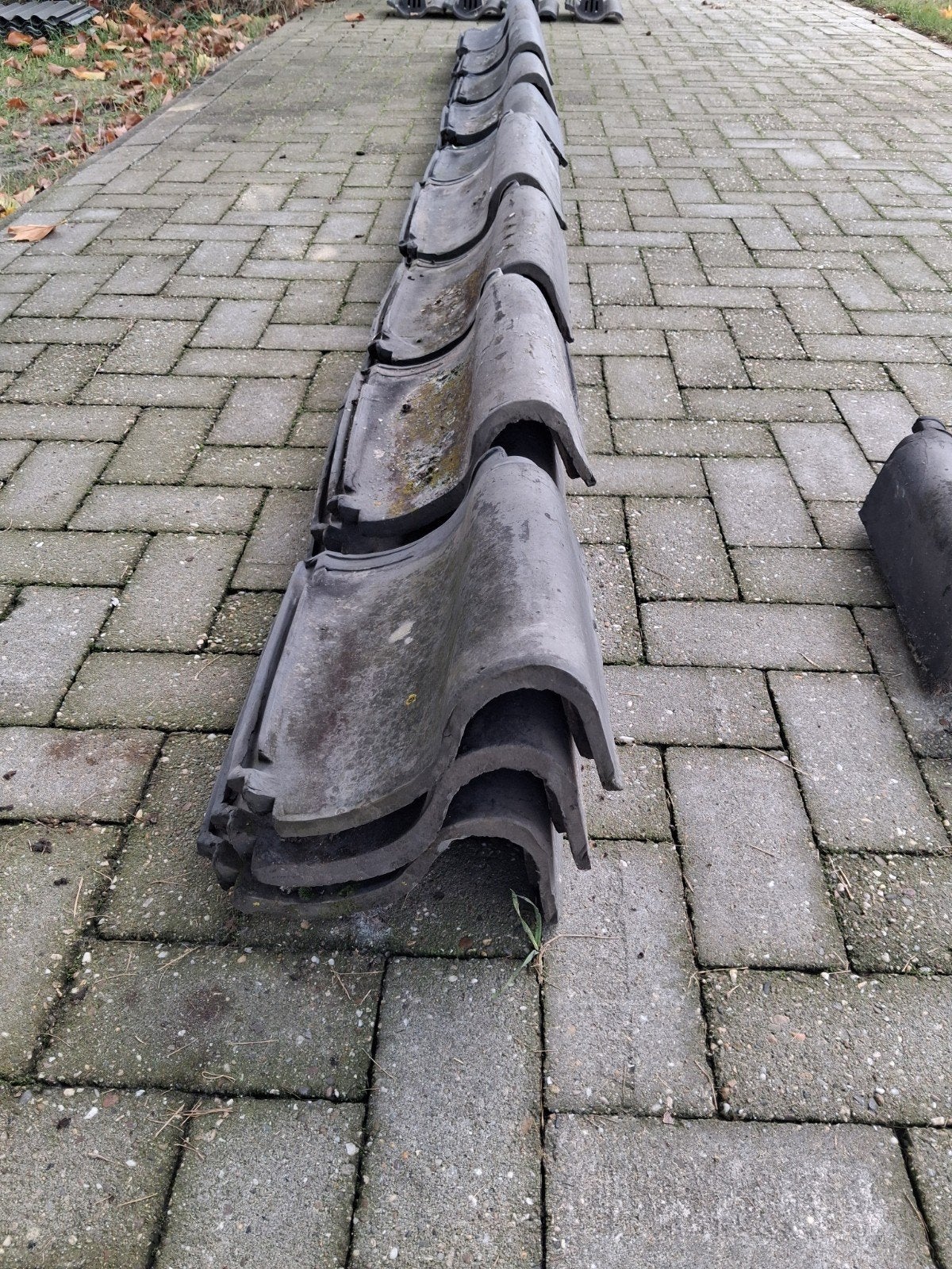 ovh gevelpannen 28x links, Doe-het-zelf en Verbouw, Ophalen, Gebruikt, Steen of Klei, 15 m² of meer